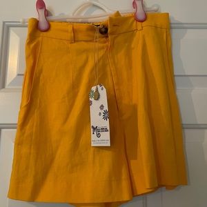 Mini shorts